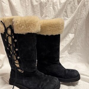 UGG Upside Side lace up Suede Winter Boots